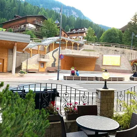 Hotel Alba Wellness & 3*