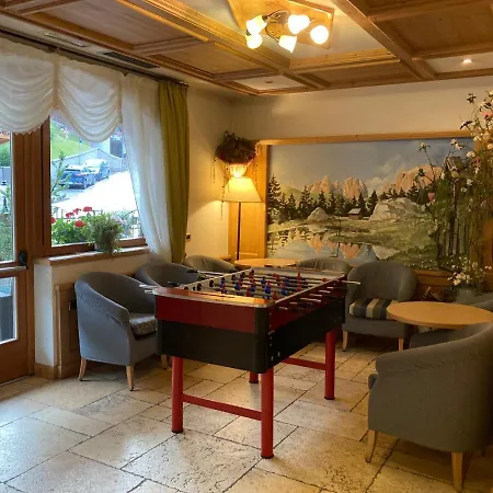 Hotel Alba Wellness & Canazei