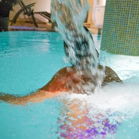 Alba Wellness & Hotel