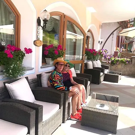Alba Wellness & 3* Canazei