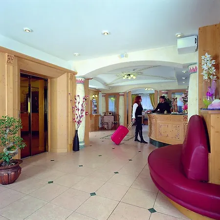 Hotel Alba Wellness &