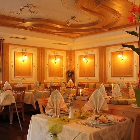 Hotel Alba Wellness & 3*